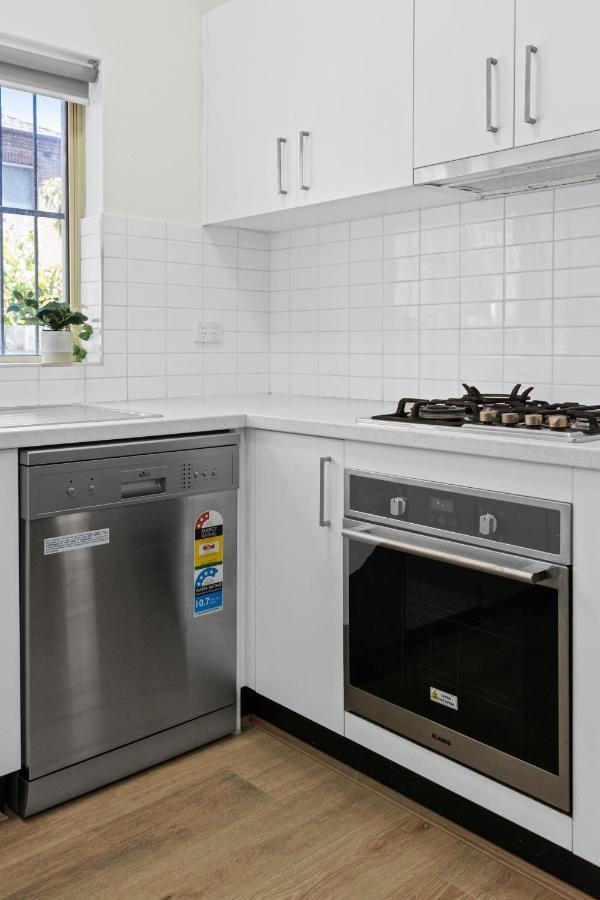 Burwood New 2 Bedroom 2 Bath Apt Free Parking Sidney Exterior foto